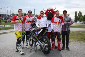 Read more about the article 20. Mai 2018 FMX Show @ Meisterfeier FC Red Bull Salzburg